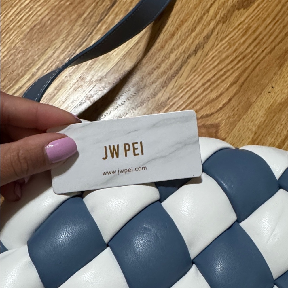 JW PEI Maze Bag - White & Blue NWT - Picture 5 of 9